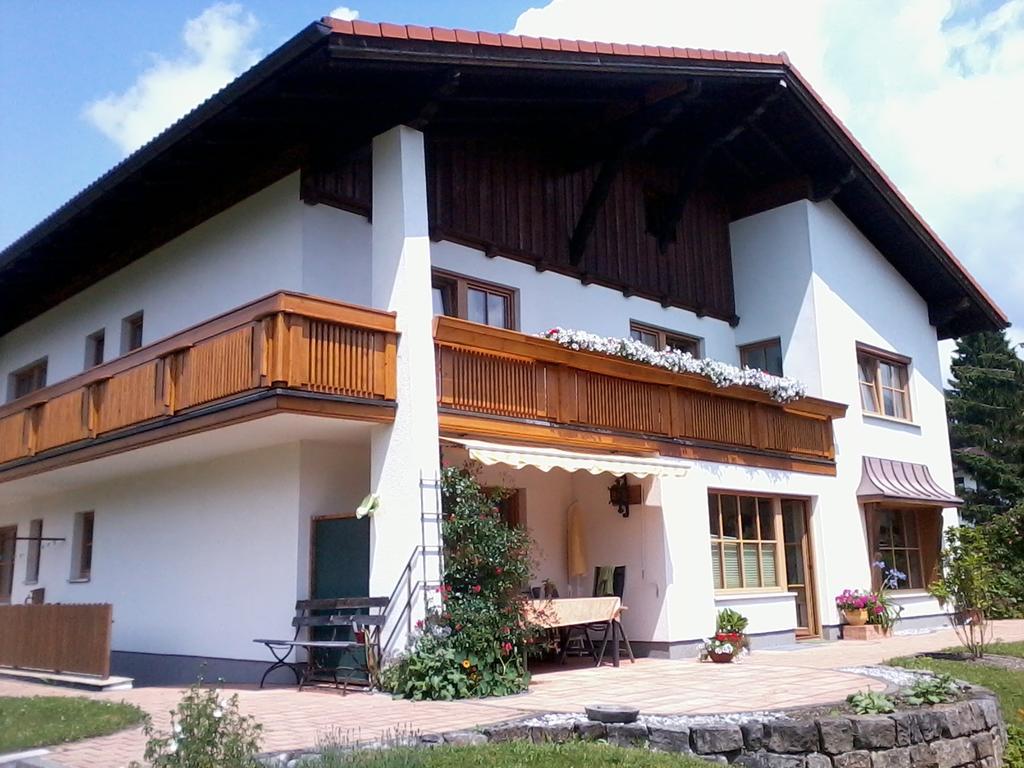 Ferienwohnung Stickler Reutte Rum bild